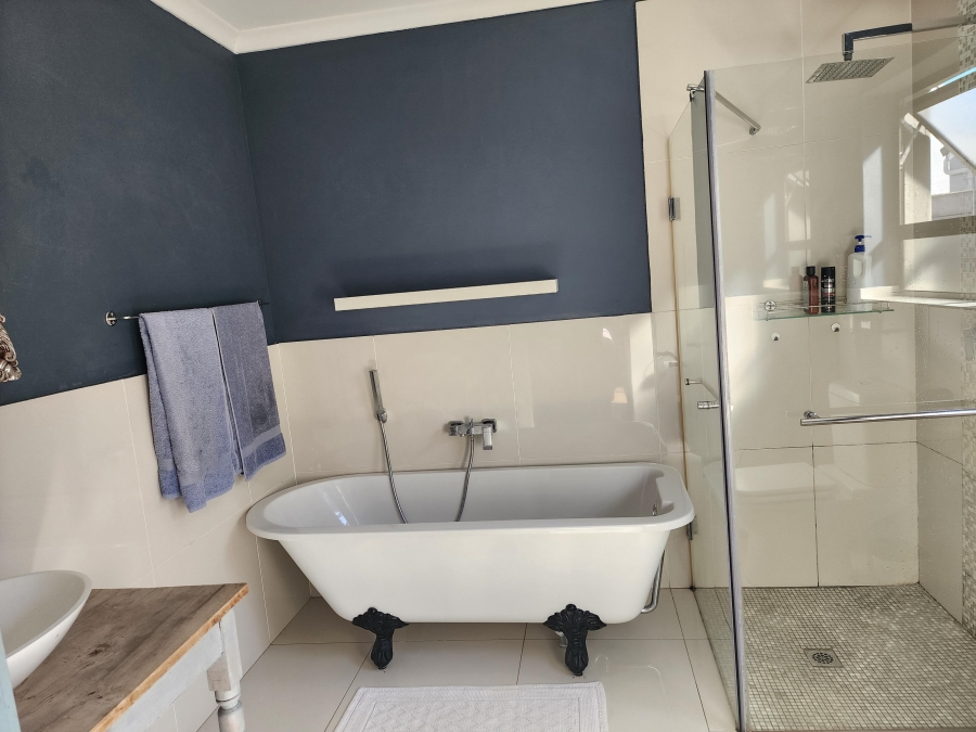 3 Bedroom Property for Sale in Goedemoed Western Cape